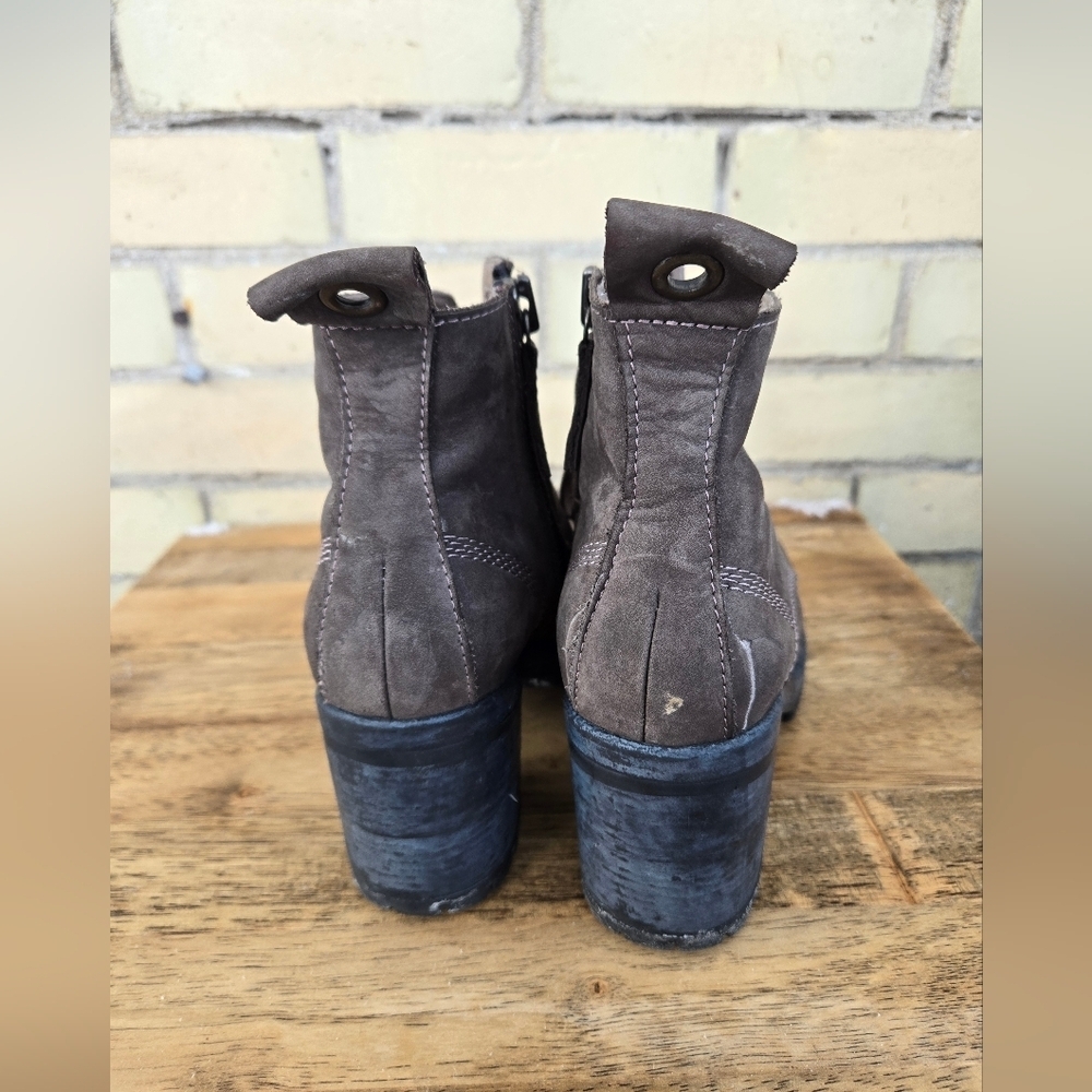 Bueno Leather Lace up Boots - Picture 5 of 9